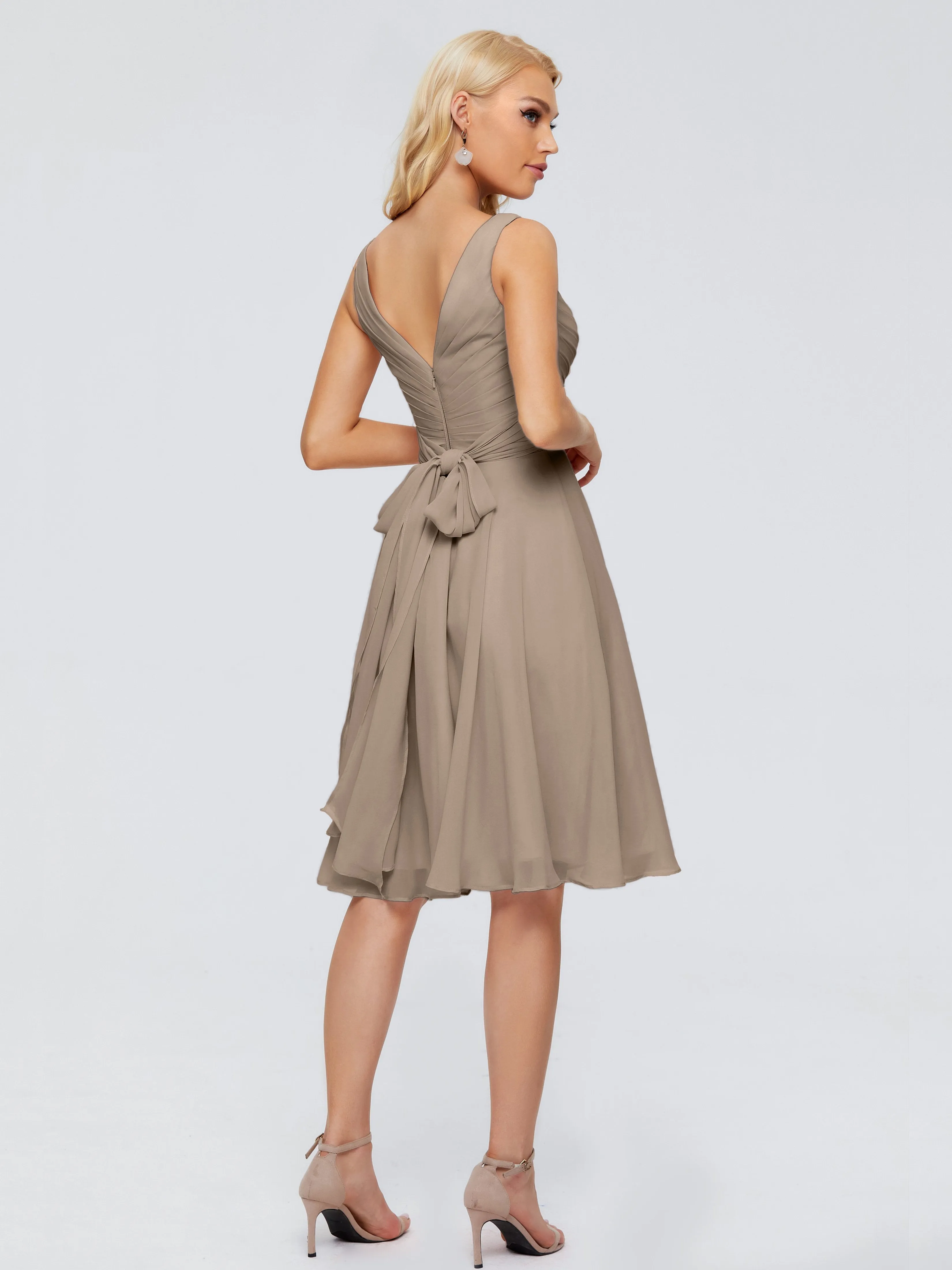 Jocelyn Lovely V-Neck Short Chiffon Bridesmaid Dresses