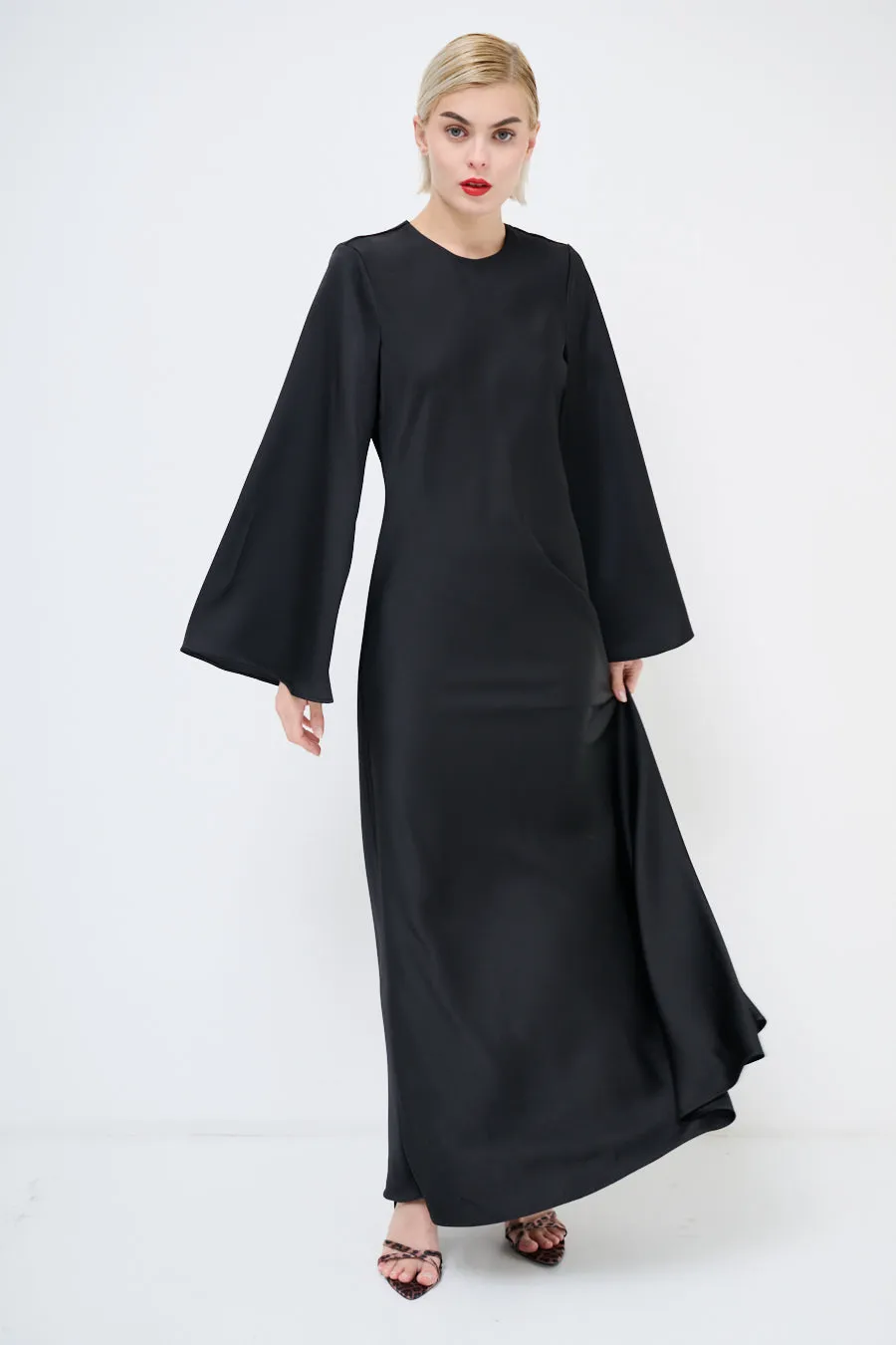 Long-sleeve flowy maxi dress wholesale